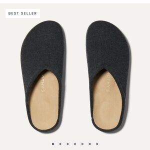 Rothys soft black clogs - perfect condition!